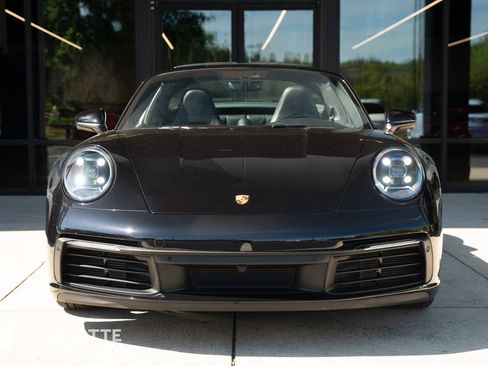 Used 2021 Porsche 911 Targa 4S AWD/4WD image 4