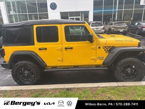 Used 2019 Jeep Wrangler Unlimited Sport S AWD/4WD image 5