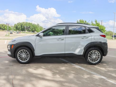 Used 2020 Hyundai Kona SEL image 2