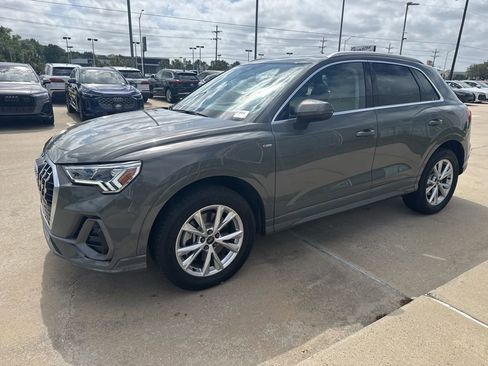 Used 2025 Audi Q3 2.0T Premium w/ Convenience Package AWD/4WD image 5