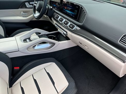 New 2026 Mercedes-Benz GLE 53 AMG 4MATIC Coupe image 16