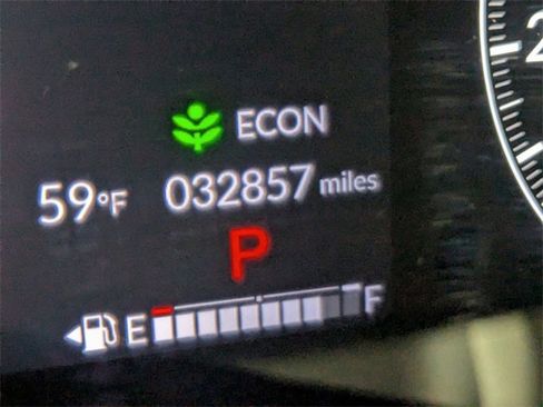 Used 2023 Honda HR-V EX-L image 18