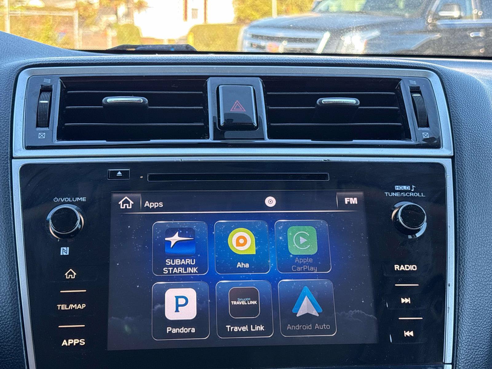 Used 2018 Subaru Outback 2.5i Limited AWD/4WD image 25