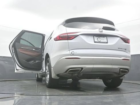 Used 2019 Buick Enclave Avenir w/ Avenir Technology Package AWD/4WD image 60