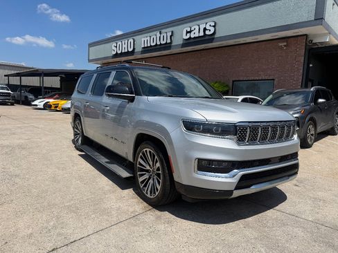 Used 2024 Jeep Grand Wagoneer L Series III AWD/4WD image 3