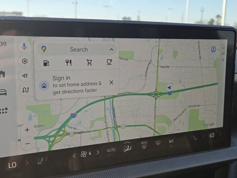 Used 2025 Ford Explorer ST-Line w/ ST-Line Street Pack image 3