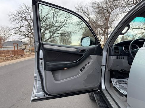 Used 2008 Toyota 4Runner Sport image 13