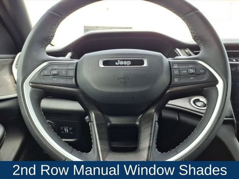 Used 2024 Jeep Grand Cherokee L Limited w/ Luxury Tech Group II image 11