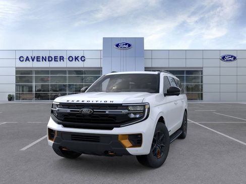 New 2025 Ford Expedition Tremor image 2