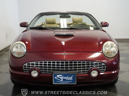 Used 2004 Ford Thunderbird image 17