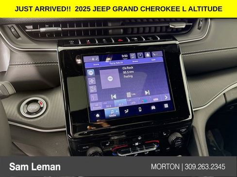 New 2025 Jeep Grand Cherokee L Altitude image 14