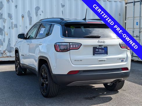 Used 2018 Jeep Compass Limited AWD/4WD image 6
