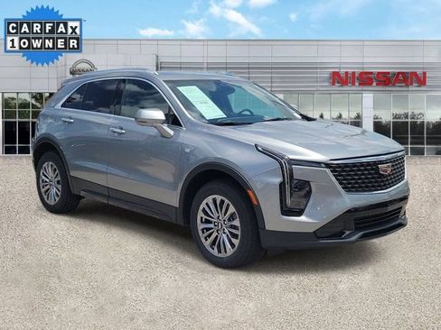 Used 2025 Cadillac XT4 Premium Luxury FWD image 1