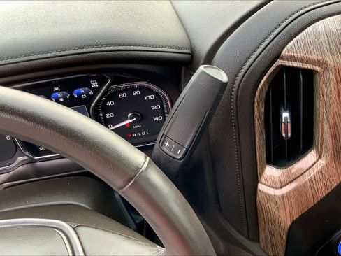 Used 2021 GMC Sierra 1500 Denali w/ Denali Ultimate Package image 16