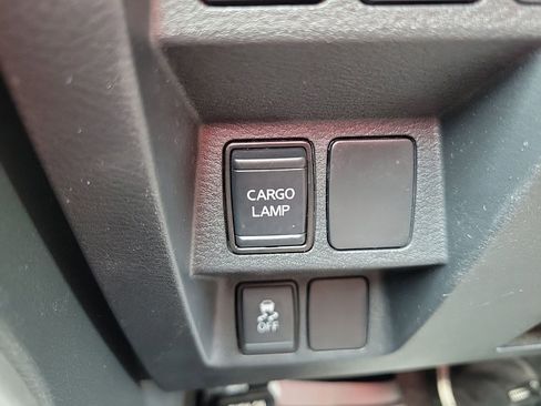 Used 2023 Nissan Frontier SV w/ Technology Package RWD image 21