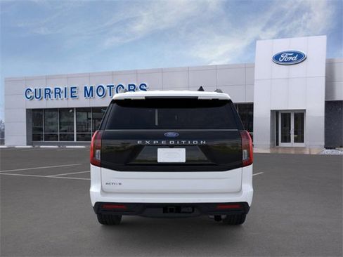 New 2026 Ford Expedition Active image 5