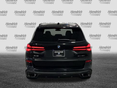 Used 2026 BMW X5 sDrive40i w/ M Sport Package RWD image 7