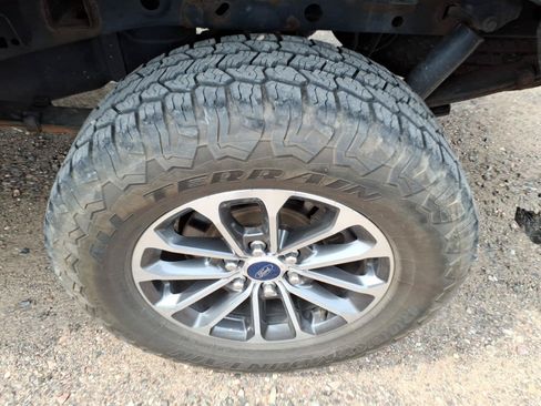 Used 2019 Ford F150 XLT w/ Equipment Group 302A Luxury AWD/4WD image 21