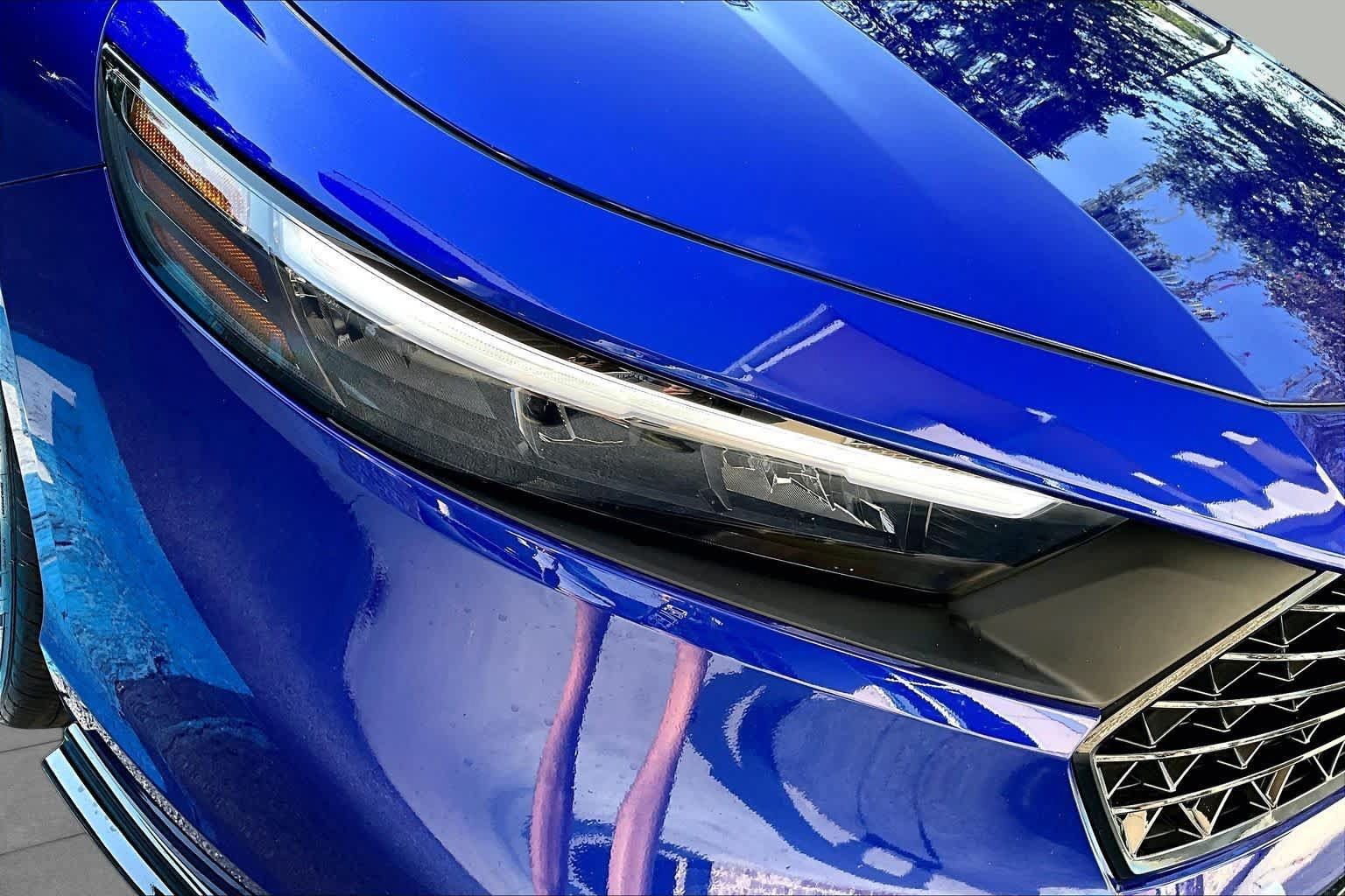 Used 2025 Honda Accord Sport image 28