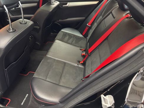 Used 2013 Mercedes-Benz C 300 4MATIC Sedan image 27