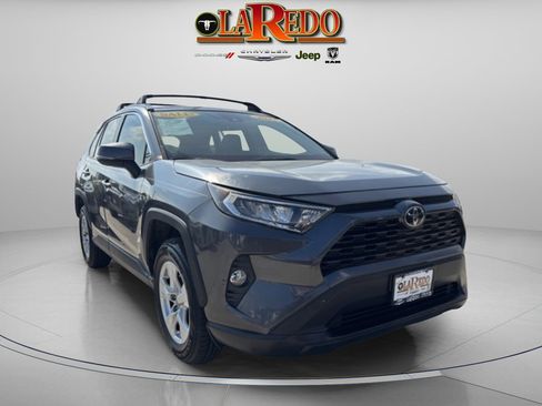 Used 2019 Toyota RAV4 XLE image 1