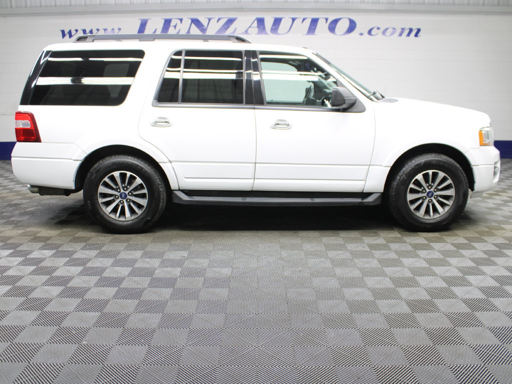 Used 2016 Ford Expedition XLT AWD/4WD image 2