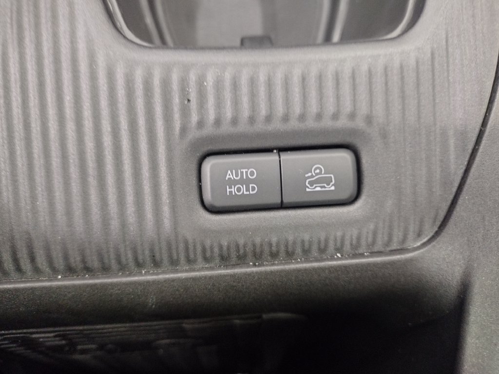 Used 2026 Jeep Cherokee Overland w/ Trailer Tow Group AWD/4WD image 39