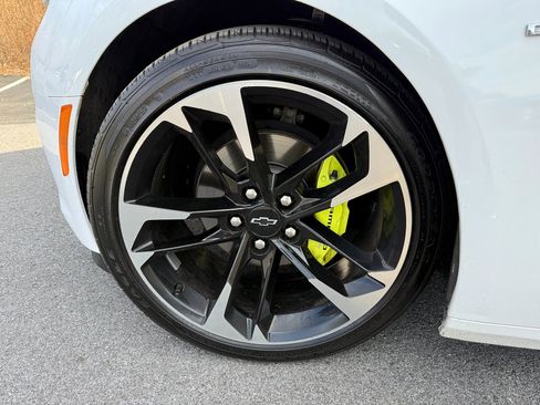 Used 2023 Chevrolet Camaro LT image 11