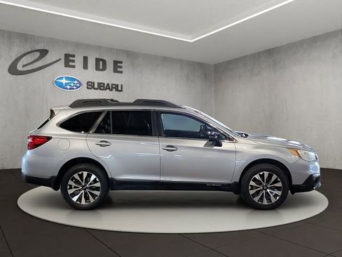 Used 2015 Subaru Outback 3.6R Limited AWD/4WD image 12