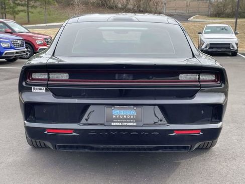 Used 2025 Dodge Charger R/T w/ Quick Order Package 25M R/T image 4