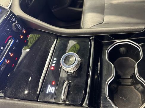 Used 2021 Jeep Grand Cherokee L Limited w/ Trailer Tow Group (B) image 37