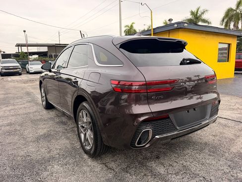 Used 2022 Genesis GV70 2.5T w/ Advanced Package AWD/4WD image 13