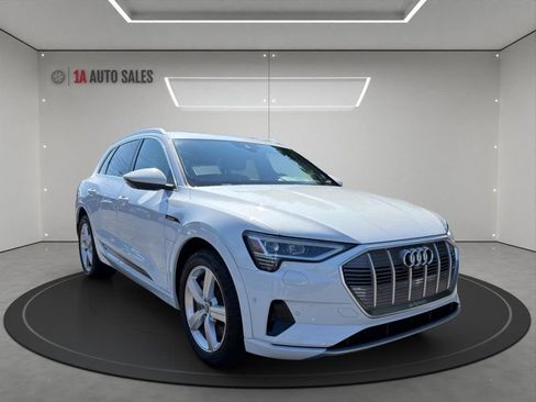 Used 2019 Audi e-tron Premium Plus AWD/4WD image 7