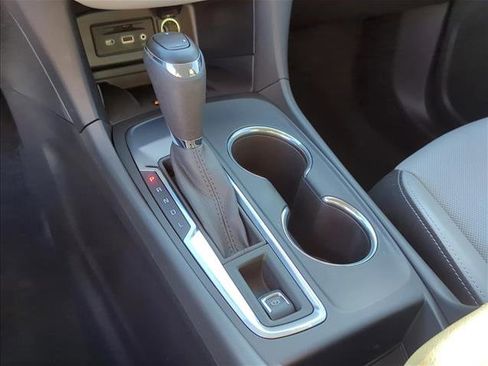 Used 2020 Chevrolet Equinox Premier image 19