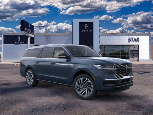 New 2026 Lincoln Navigator L Reserve AWD/4WD image 7