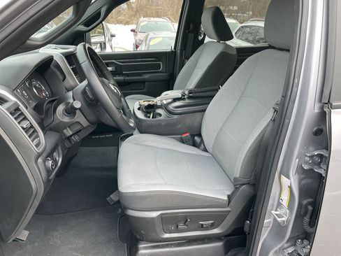 Used 2024 RAM 2500 Big Horn w/ Bed Utility Group image 11