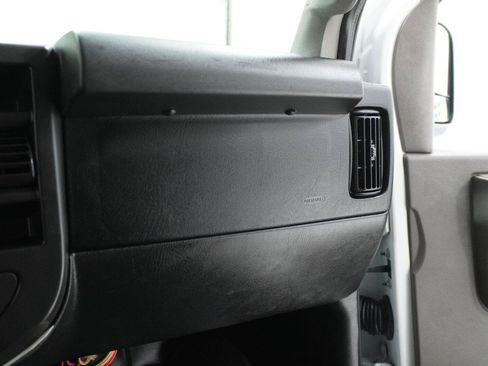Used 2018 GMC Savana 2500 w/ Driver Convenience Package RWD image 13