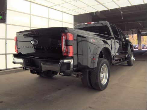 Used 2026 Ford F450 Lariat w/ Lariat Premium Package AWD/4WD image 4