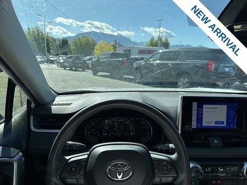 Used 2023 Toyota RAV4 AWD Hybrid image 20