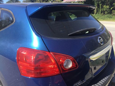 Used 2011 Nissan Rogue S image 7