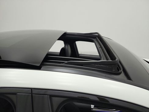 Certified 2026 Mercedes-Benz GLC 300 4MATIC image 17