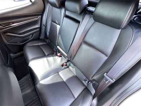 Used 2022 MAZDA MAZDA3 s image 18