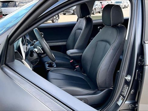 Used 2023 Hyundai Ioniq 5 SEL image 7