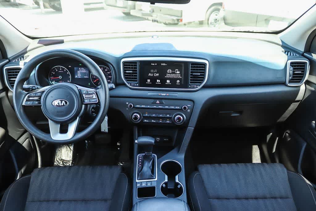 Used 2021 Kia Sportage LX AWD/4WD image 12