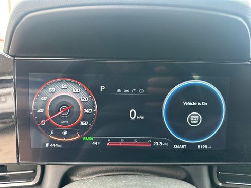 Certified 2025 Hyundai Elantra SEL image 20