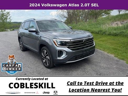 Used 2024 Volkswagen Atlas SEL AWD/4WD image 1