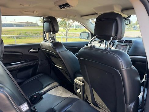 Used 2015 Dodge Journey Crossroad w/ Flexible Seating Group FWD image 30