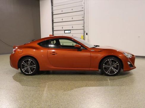 Used 2016 Scion FR-S RWD image 11