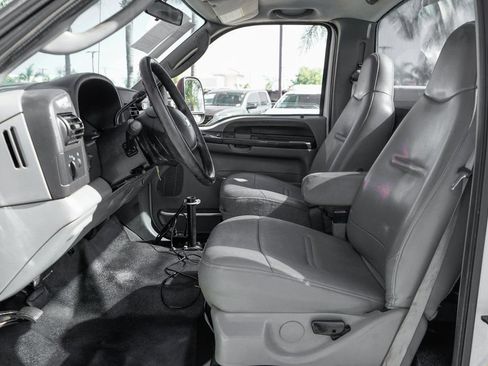 Used 2006 Ford F450 XL RWD image 22