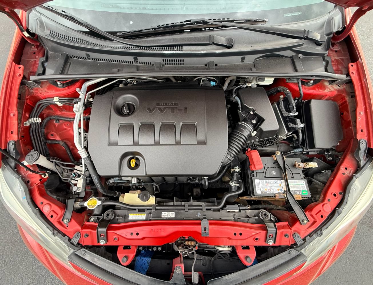 Used 2017 Toyota Corolla SE w/ Carpet Mat Package (TMS) FWD image 3